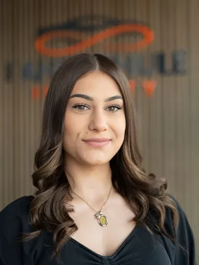 Sabrina, Sekretärin